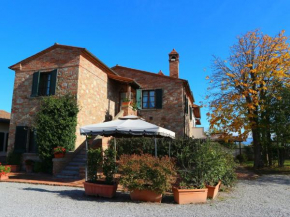 Graceful Home in Foiano della Chiana with Garden